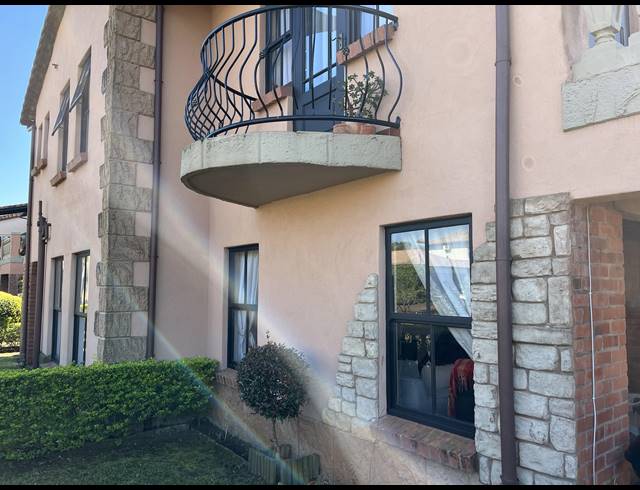 2 BEDROOM DUPLEX RENTED IN PLANTATIONS ESTATE